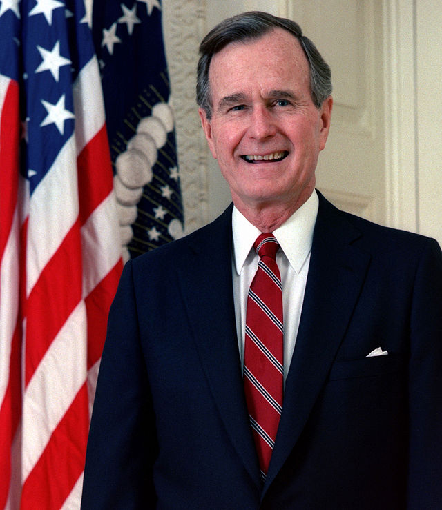 美国第41任总统布什就职（1989-1993）  