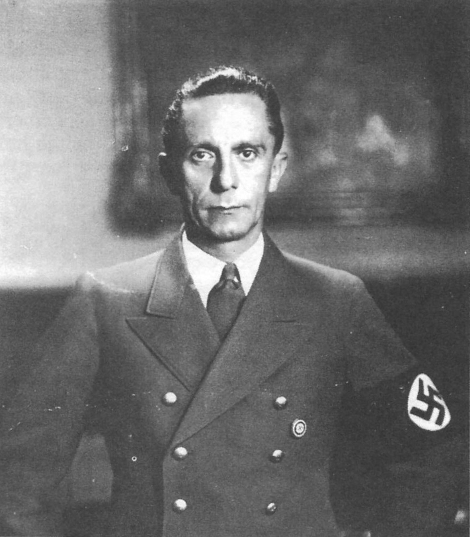 纳粹战犯戈培尔自杀身亡