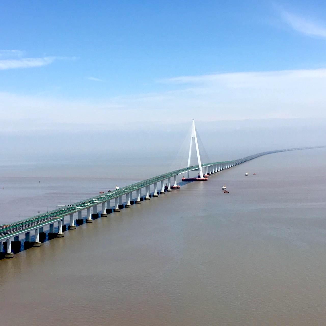 杭州湾跨海大桥试运营通车