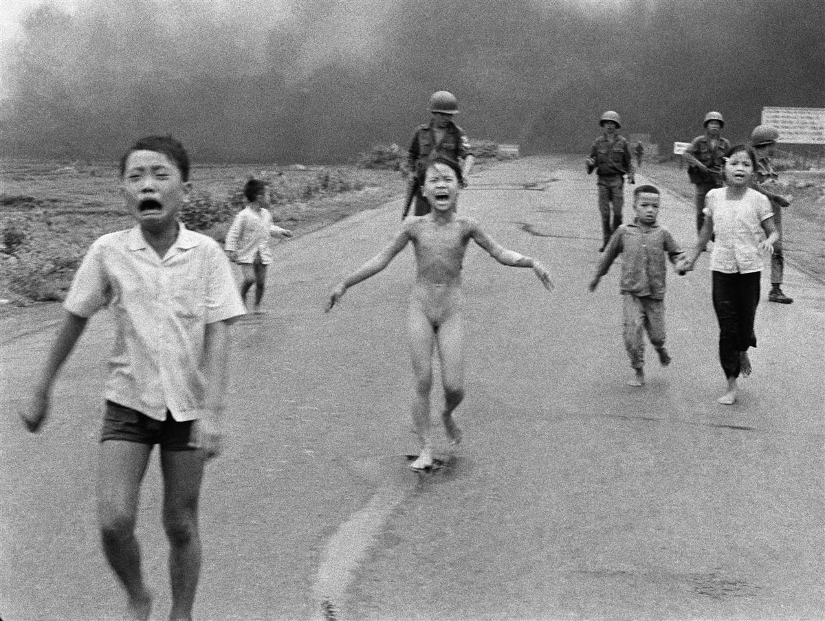 越战照片《火从天降》