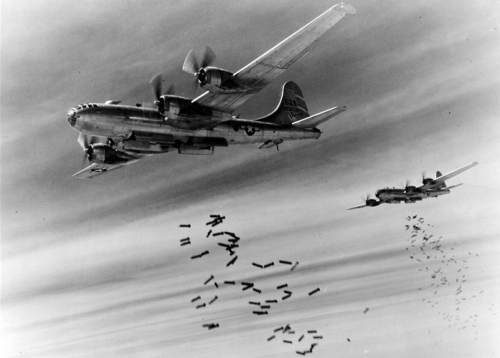 b-29轰炸机炸毁图片