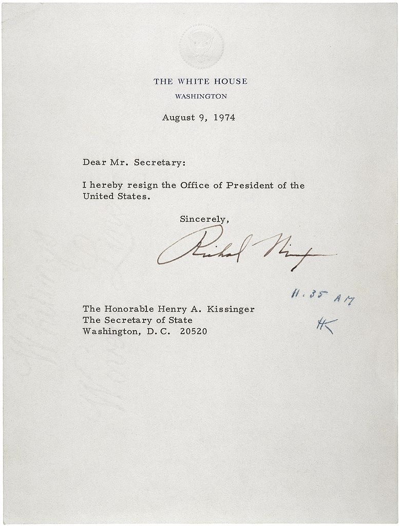 尼克松因水门事件辞职