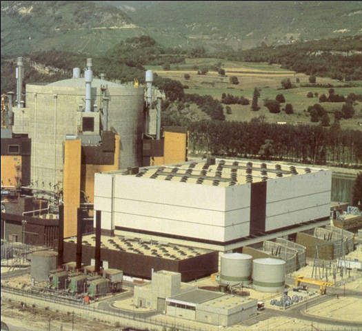 苏联第一个核电站开始发电