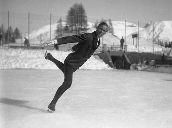 瑞典花样滑冰运动员吉利斯·格拉夫斯特伦出生