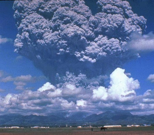 皮纳图博火山爆发