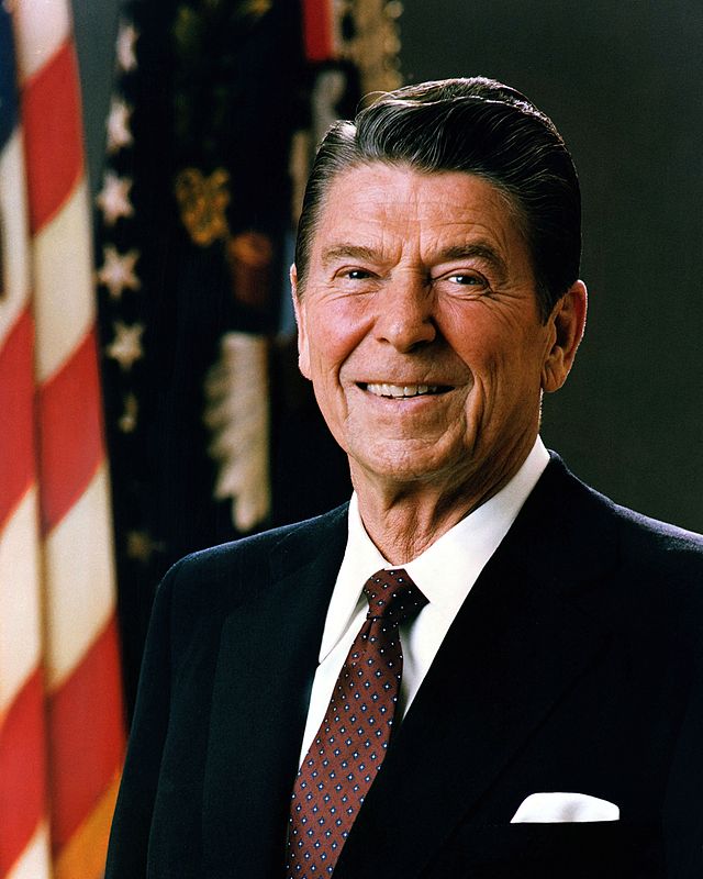 美国第40任总统里根就职（1981-1989）  